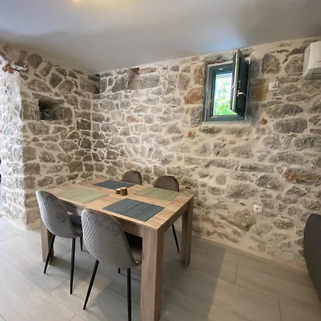 Mainotti's House Апартаменты Ареополис